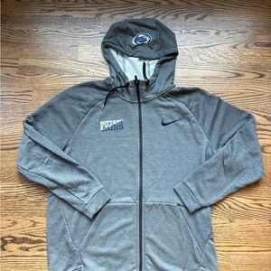 Nike Gray Men's Lightweight Jacket